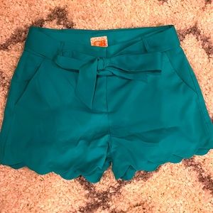 XS Giani Bernini teal tie waist shorts